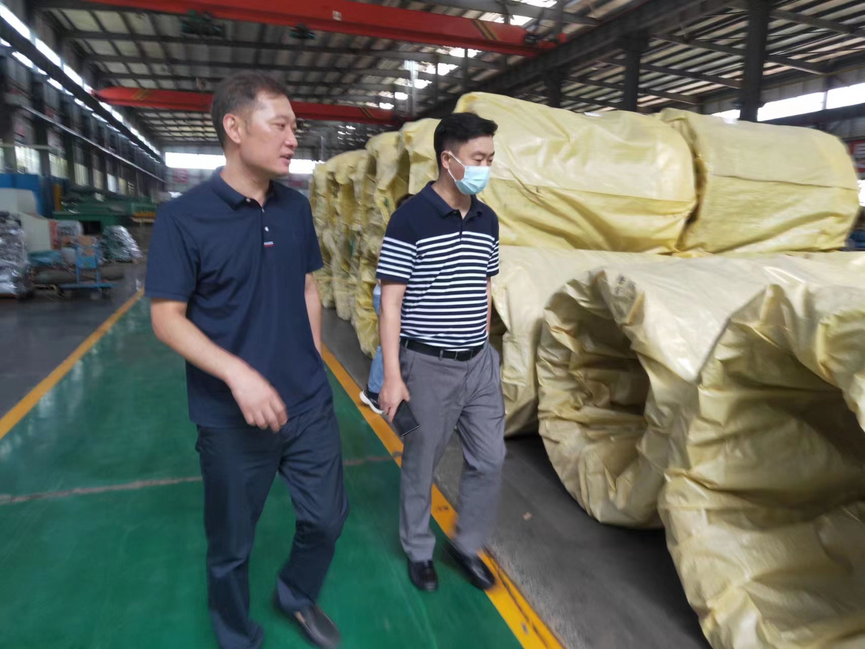 下游客戶南陽同道牛總來廠考察